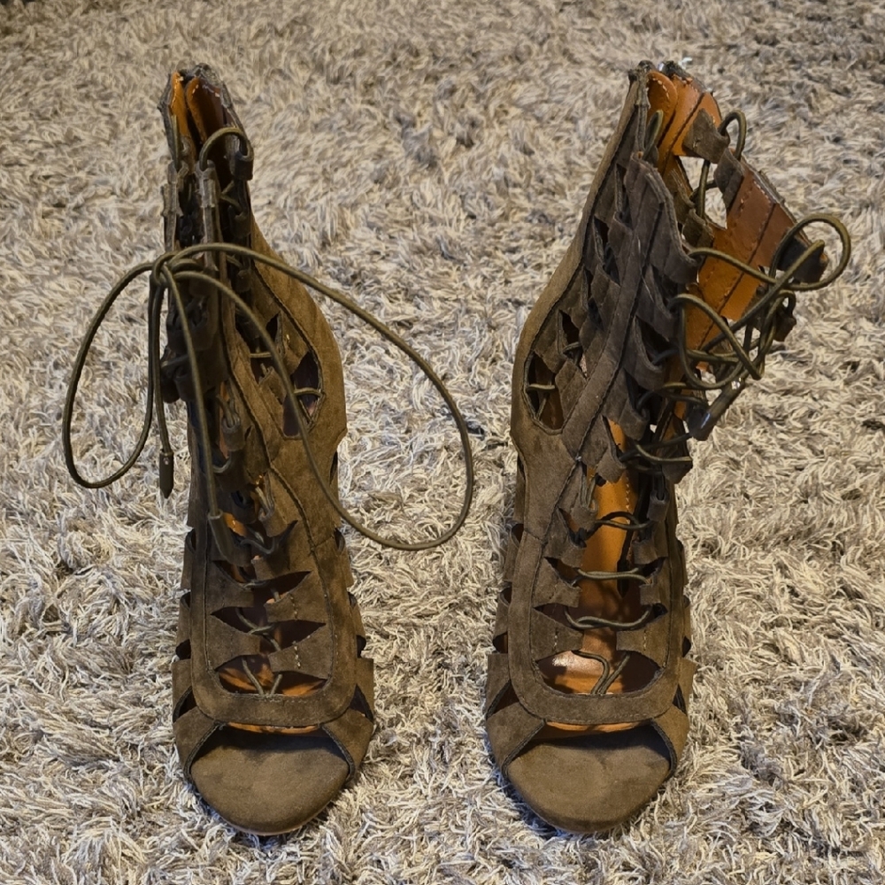 Shoe Dazzle Green Lace-Up Boots